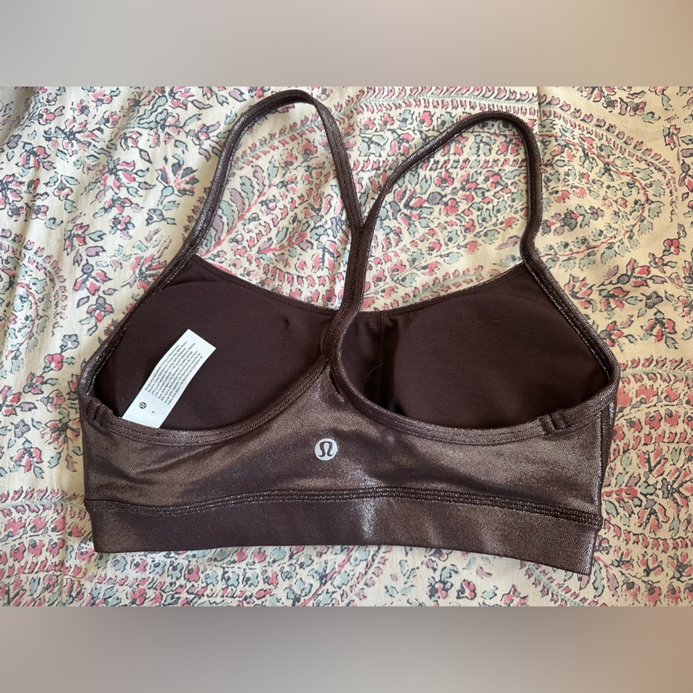 Lululemon - Picture 3 of 3